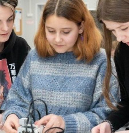 Жители Подмосковья воспользовались электронной услугой по записи в кружки и секции порядка 20 тыс. раз с начала года