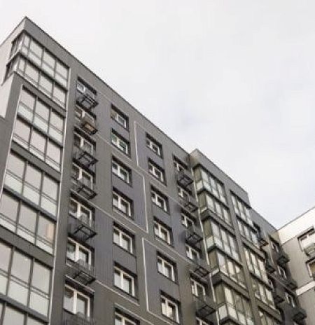 В Подмосковье стартовала новая программа выдачи жилищных сертификатов на переселение из аварийного жилья