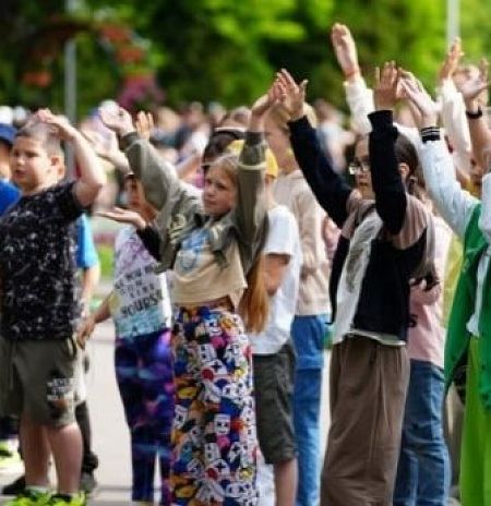 Более 400 тыс. детей отдохнут в оздоровительных лагерях Подмосковья в этом году