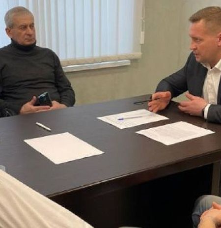 Михаил Ждан встретился с жителями мкр Новое Пушкино по вопросу качества работы УК